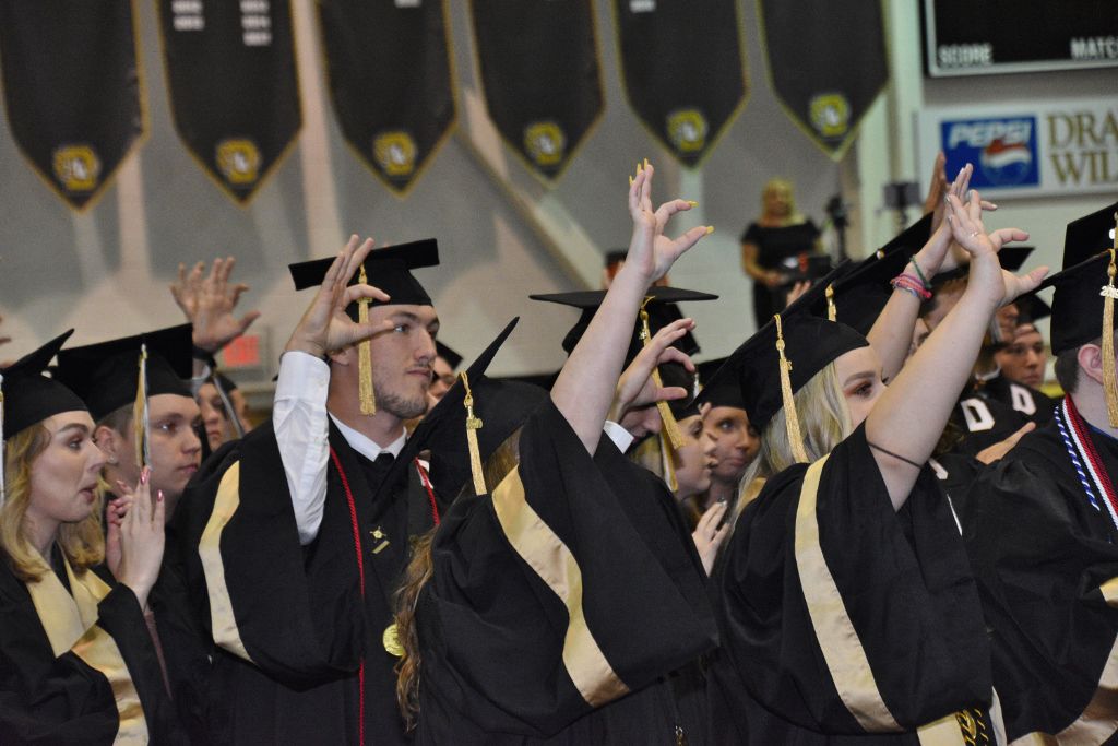 DHS 2019 Graduation Ceremony (92).jpg